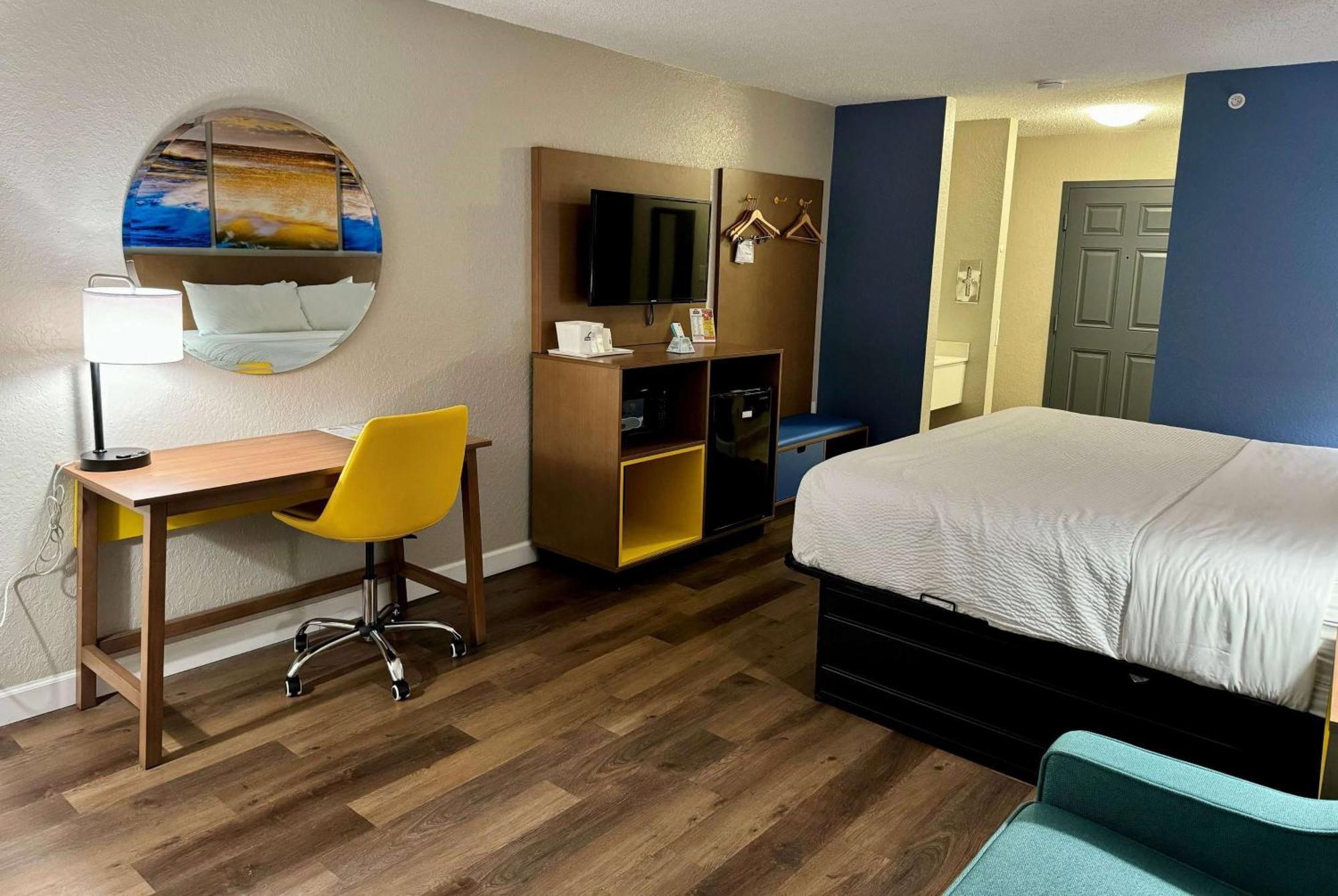 Days Inn By Wyndham Sarasota I-75 Vamo Zewnętrze zdjęcie